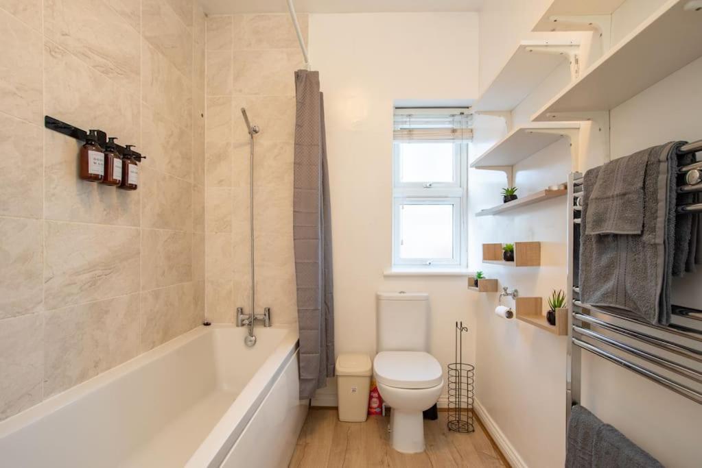 Watford Central Serviced Apartments 2 외부 사진